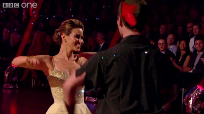 Rachel_Stevens_dances_to__Please_Come_Home_for_Christmas__-_Strictly_Come_Dancing_Christmas_Special_avi_000049760.jpg